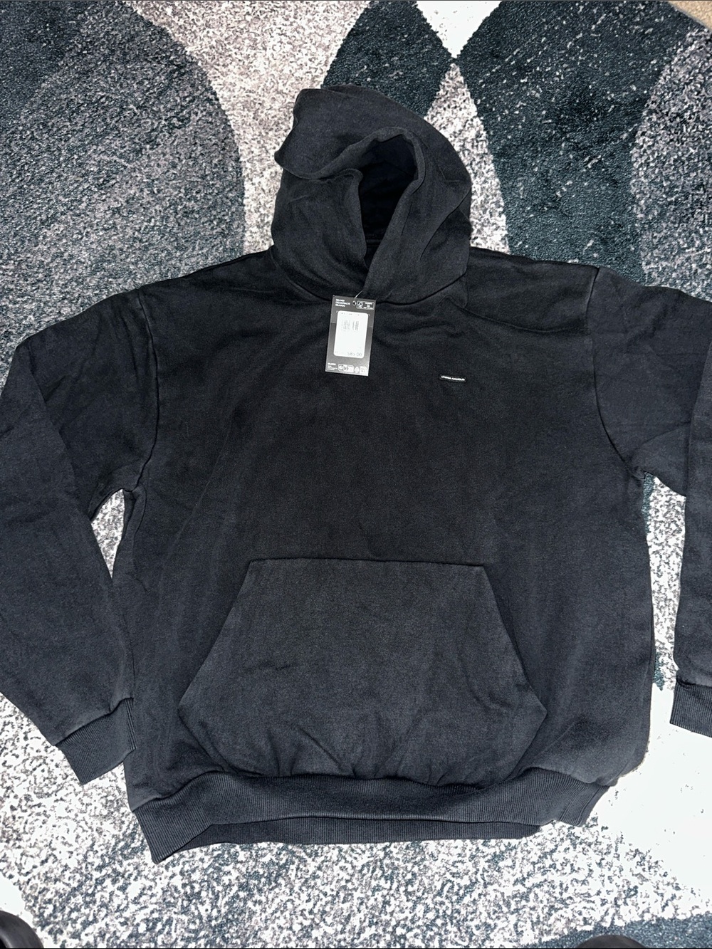 Under Armour Men's Black Pullover Hoodie